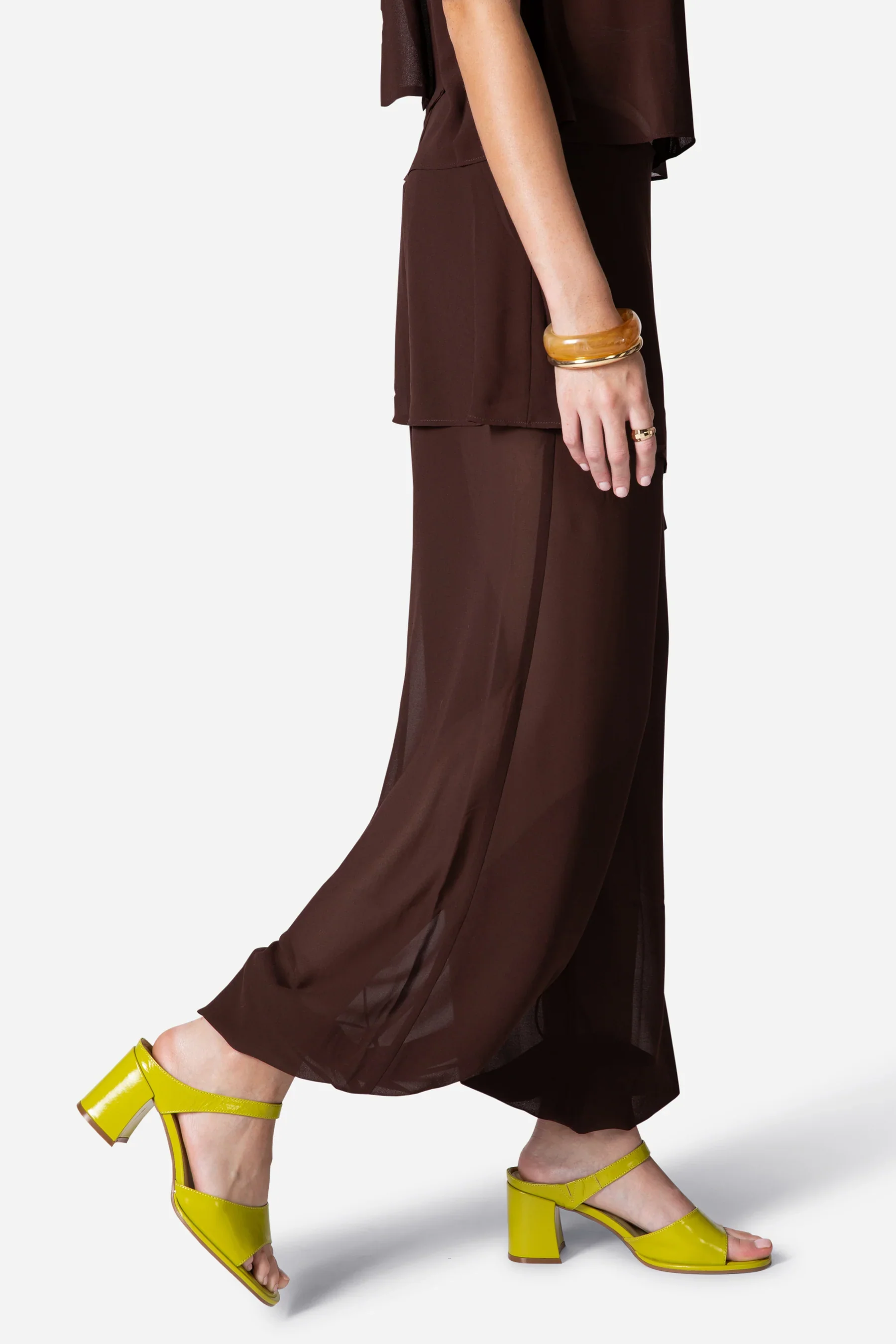 INTENTIONALLY BLANK APEX HEELS IN PISTACHIO - Image 5