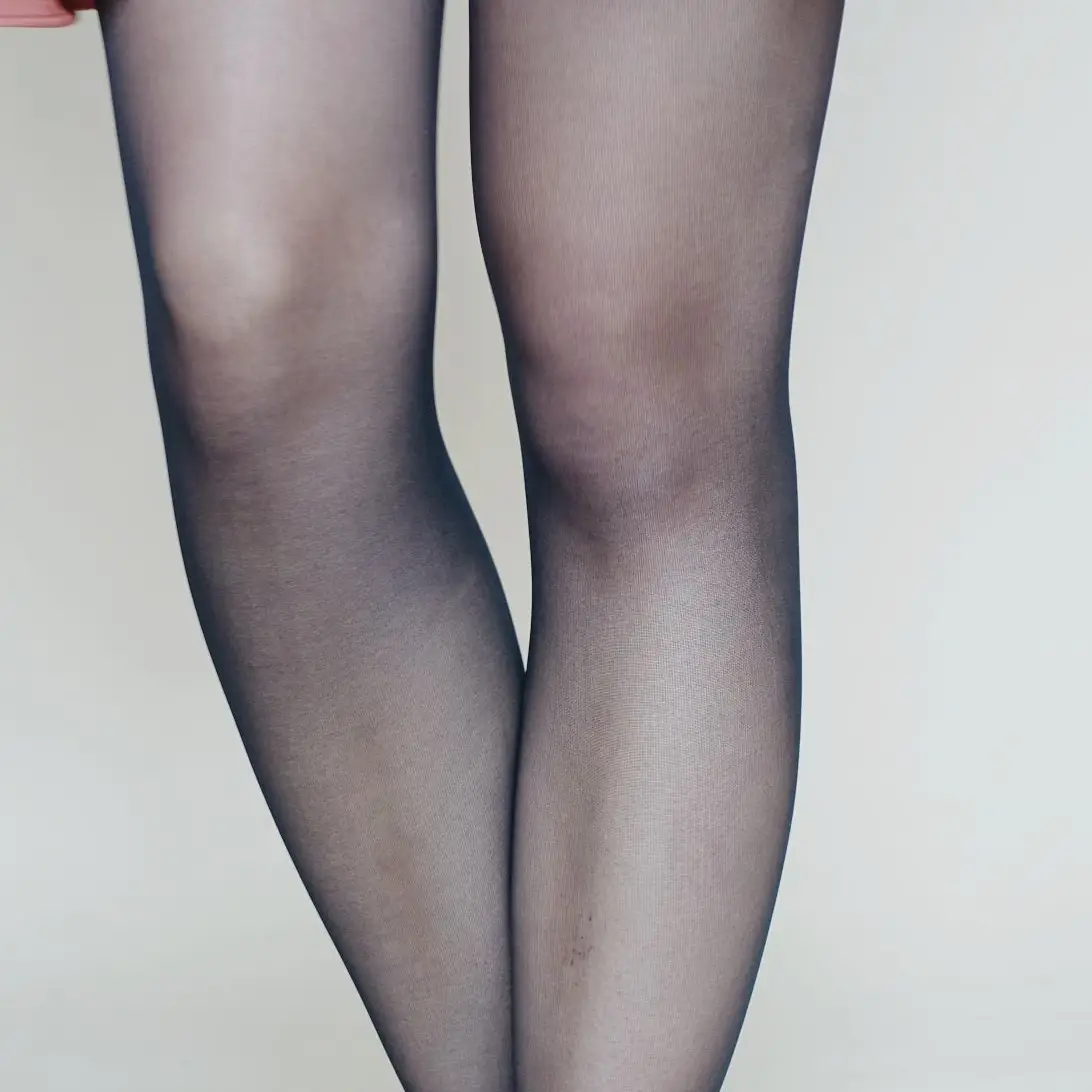 TABBISOCKS BLACK SHEER TIGHTS O/S - Image 2