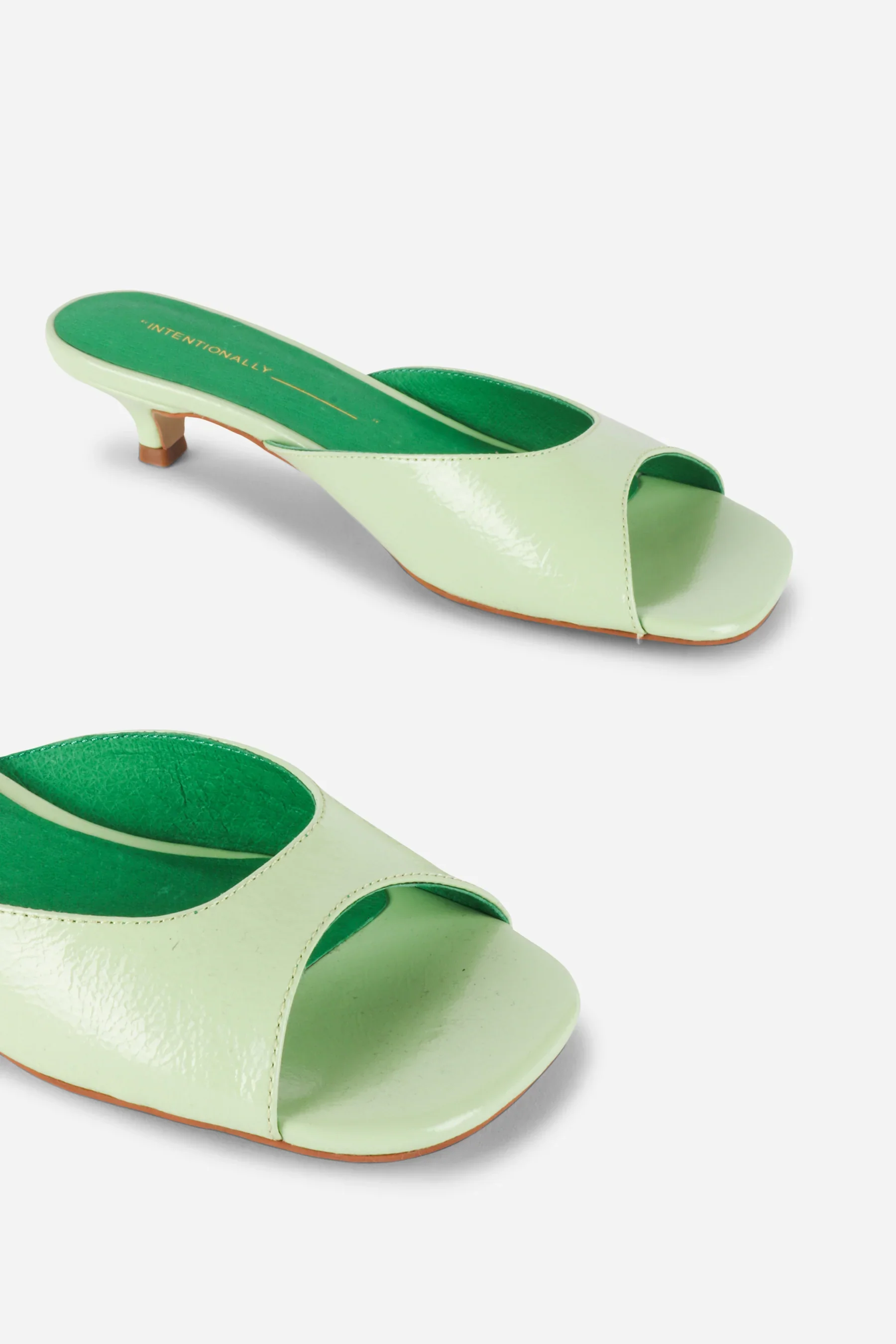 INTENTIONALY BLANK CEE SLIDES IN LIME - Image 4
