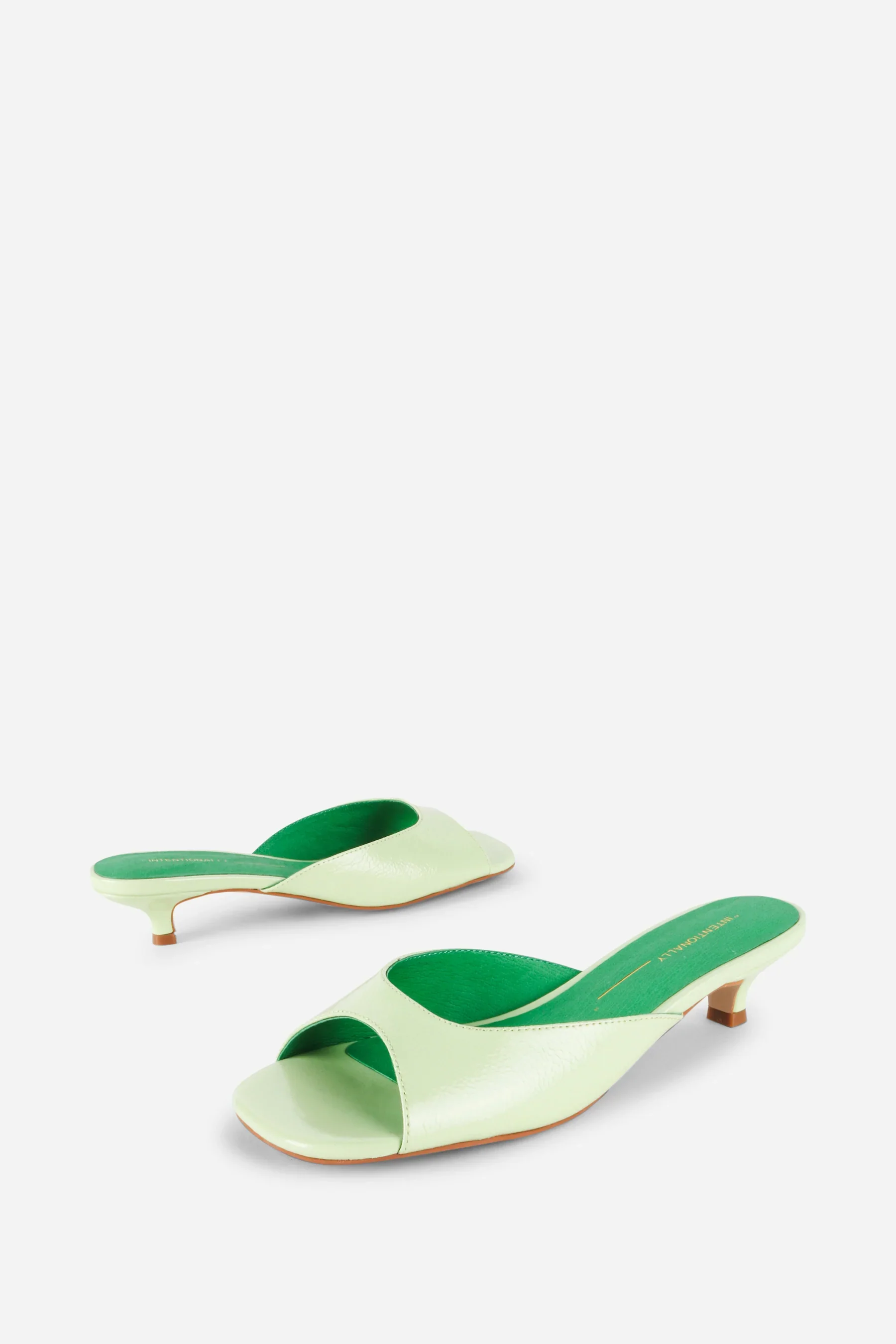 INTENTIONALY BLANK CEE SLIDES IN LIME - Image 5