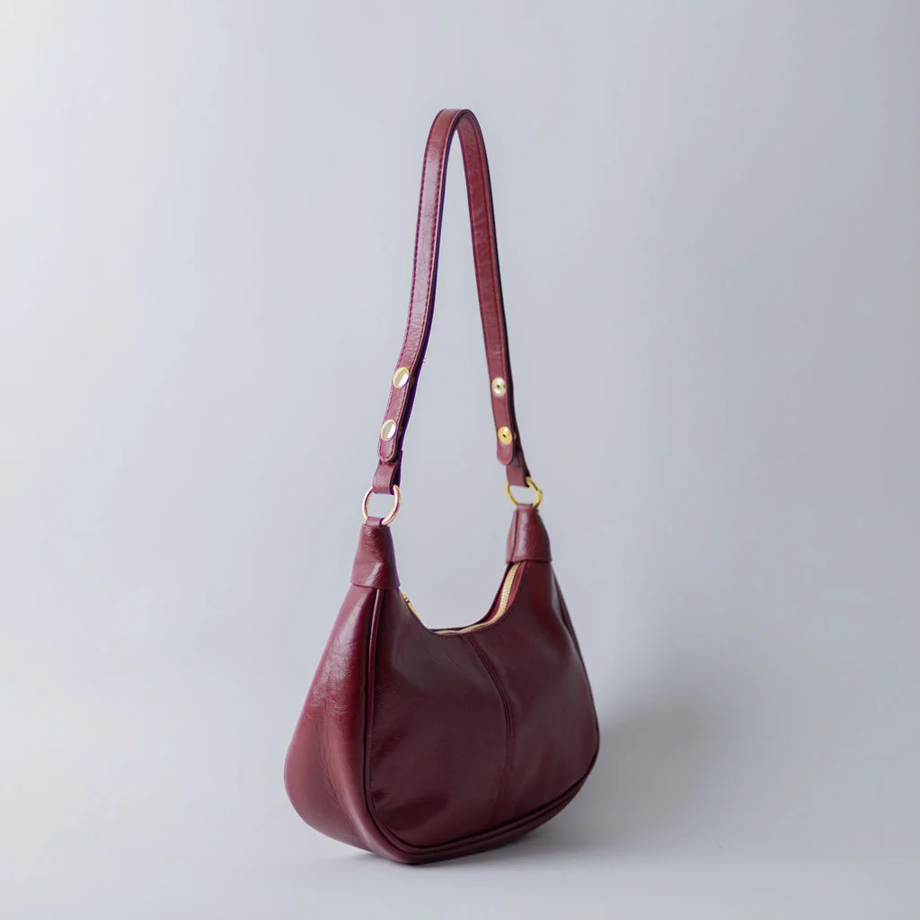 SIMPLE VEGAN SHOULDER-RED - Image 5