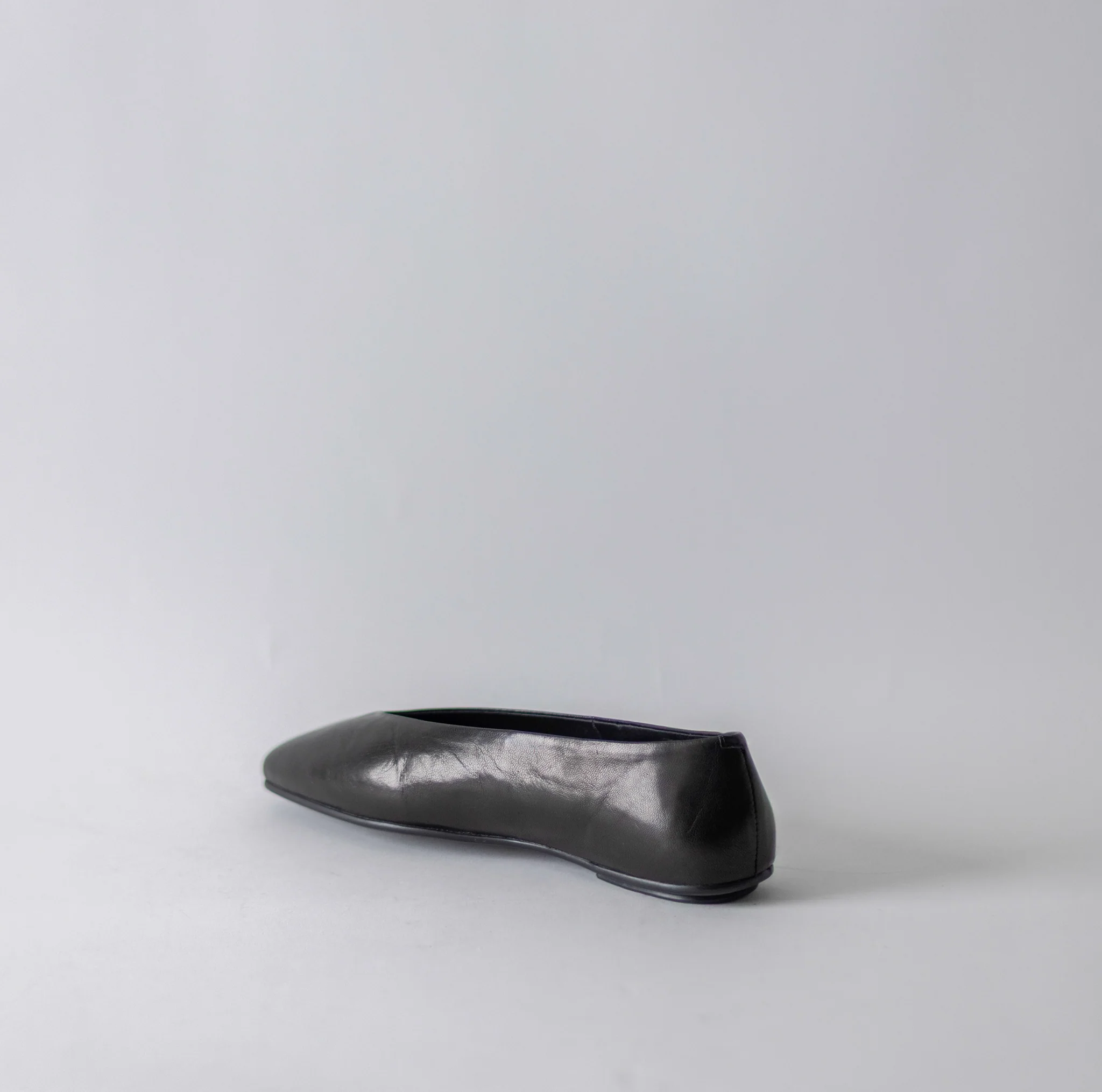 JEFFREY CAMPBELL FATHOM FLATS IN BLACK - Image 5