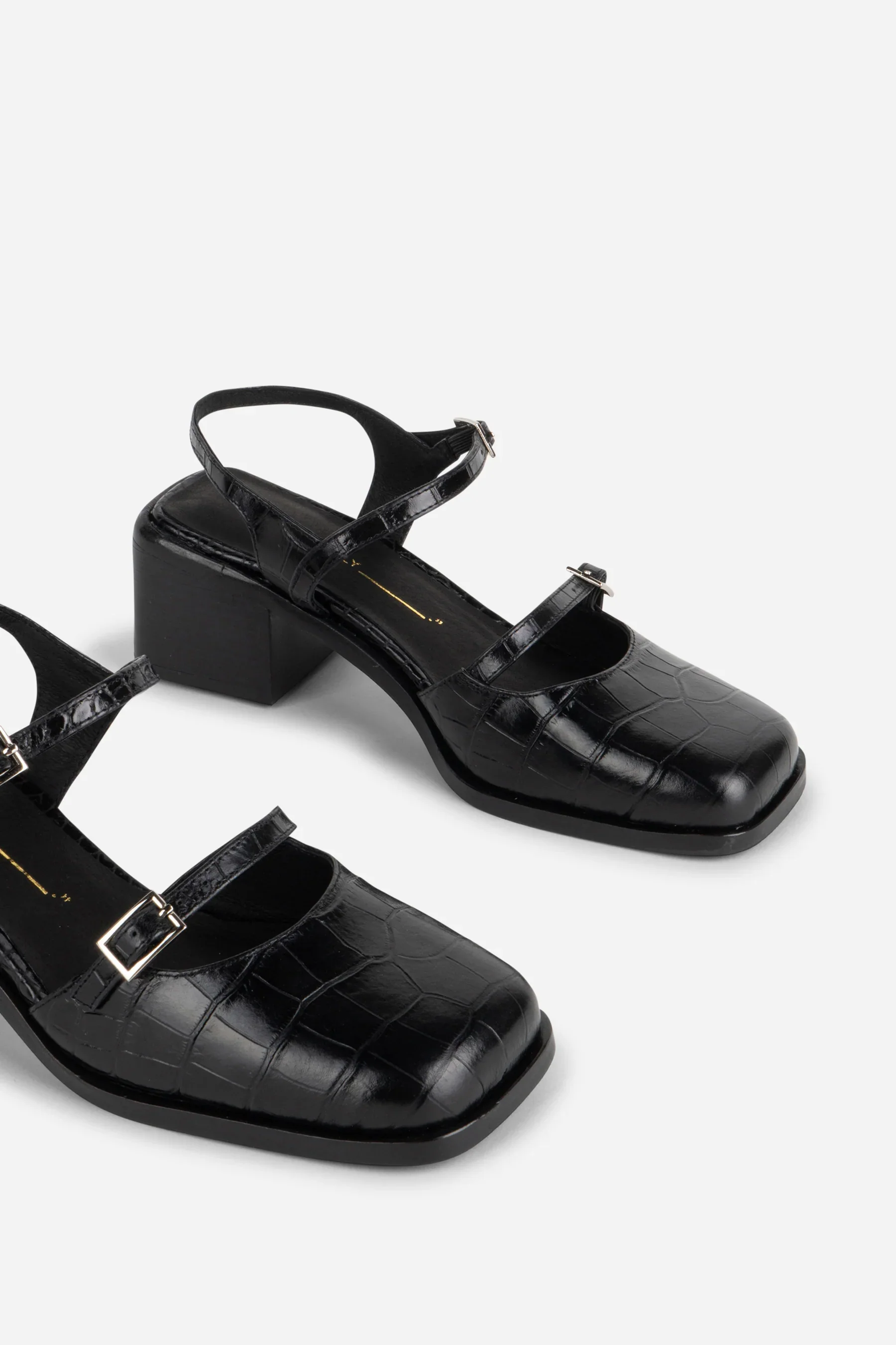 INTENTIONALLY BLANK MITZI BLACK PATENT - Image 3