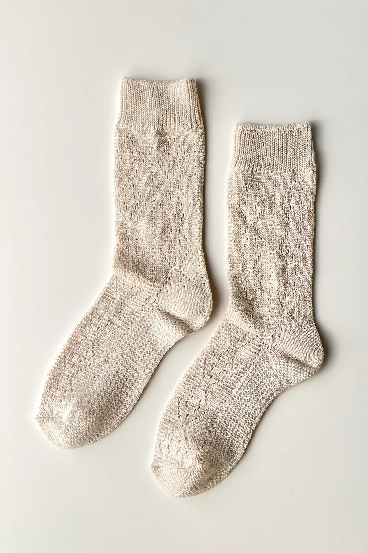 LEBON SHOPPE MODEL EYELET SOCKS OYSTER - Image 2