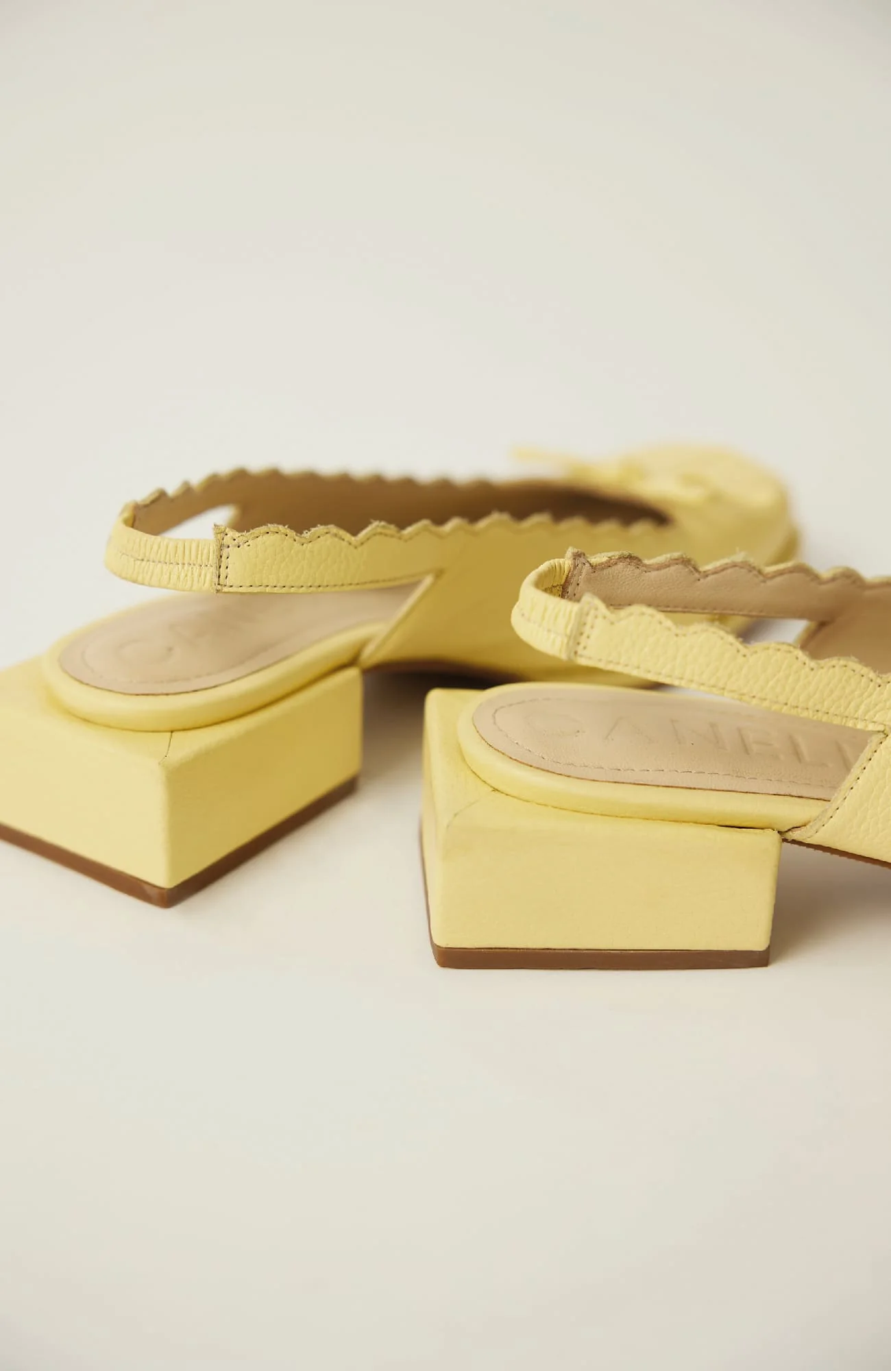 CANIELLA SLINGBACK ORIGEN IN YELLOW - Image 2