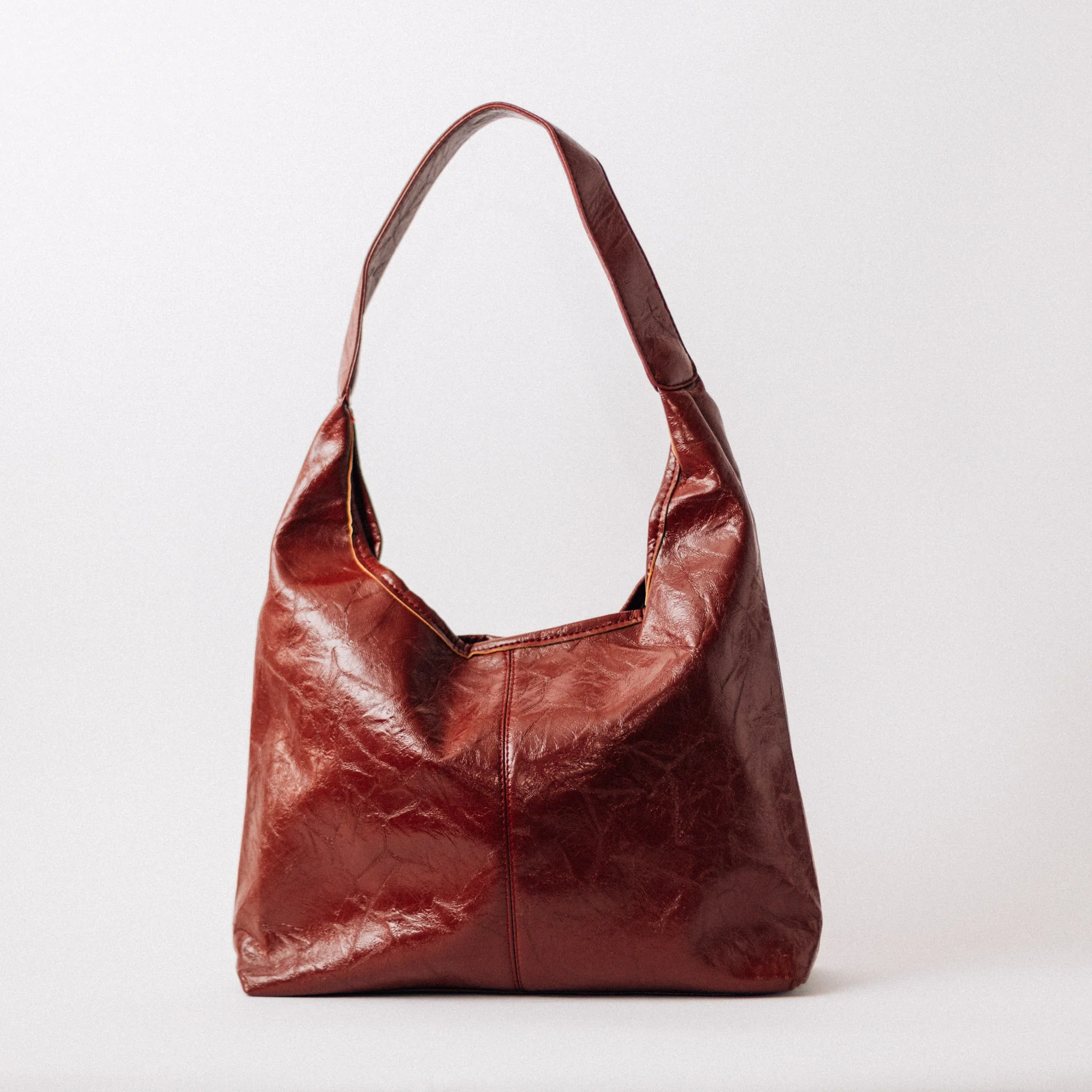 SOFT VEGAN RED HOBO - Image 2