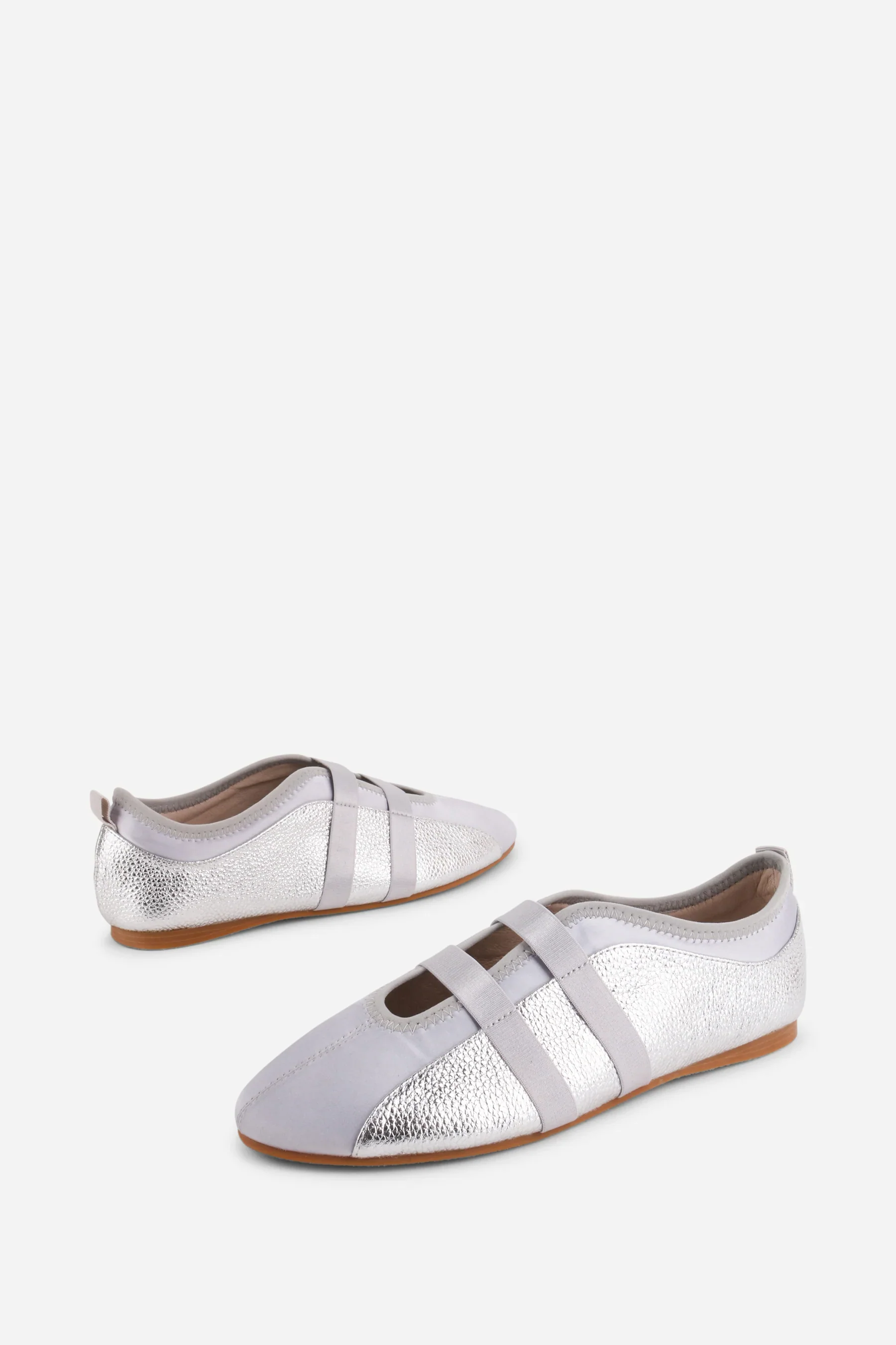 INTENTIONALLY BLANK SPORTY FLAT SILVER - Image 5