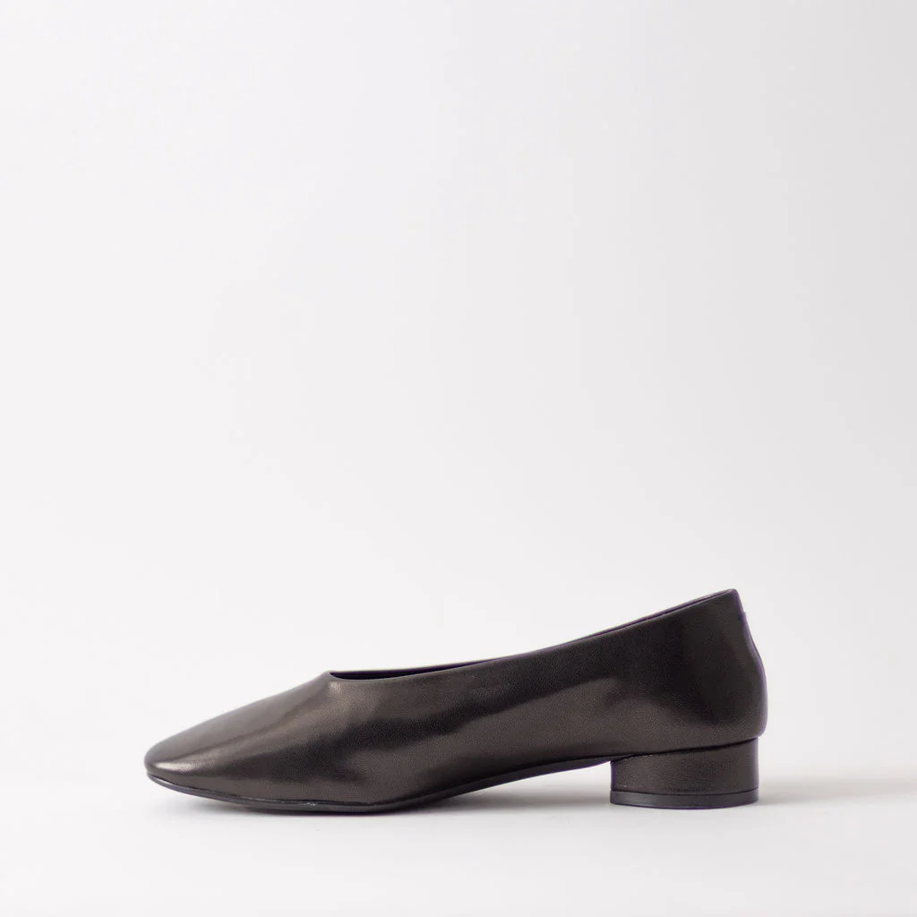 JEFFREY CAMPBELL TRUSTEE BALLET SOCK  PUMP -BLACK - Image 6